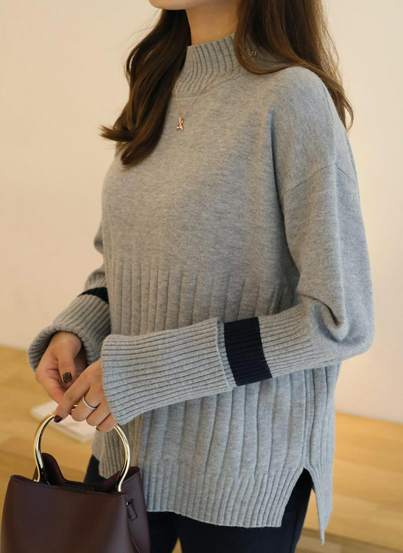 ロールカフスニット