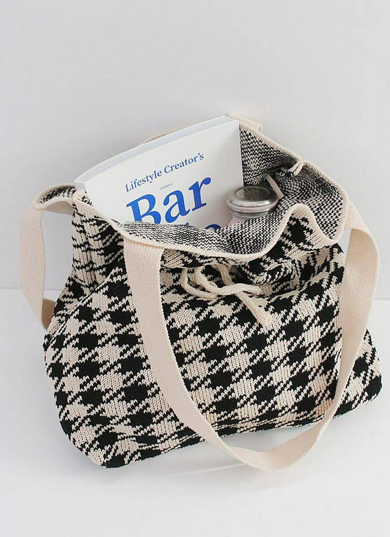 ハウンドトゥースニットバック