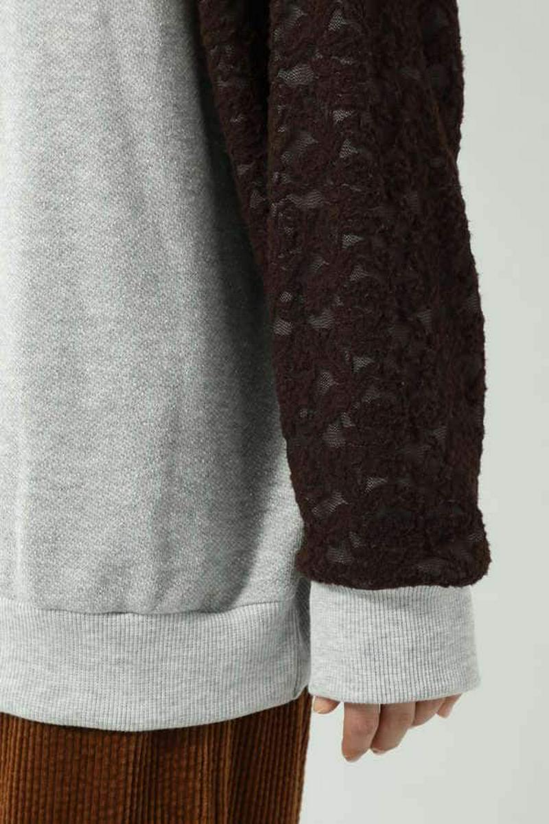 LACE SLEEVE HOODED SWEAT