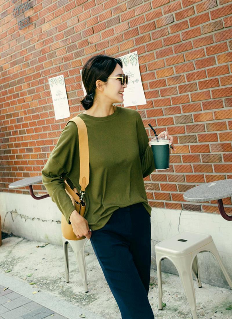 ルーズフィットロングTシャツ