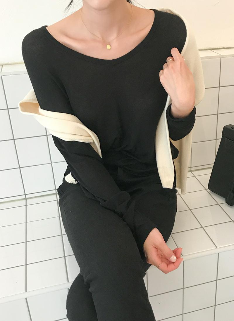 ロングラウンドネックTシャツ