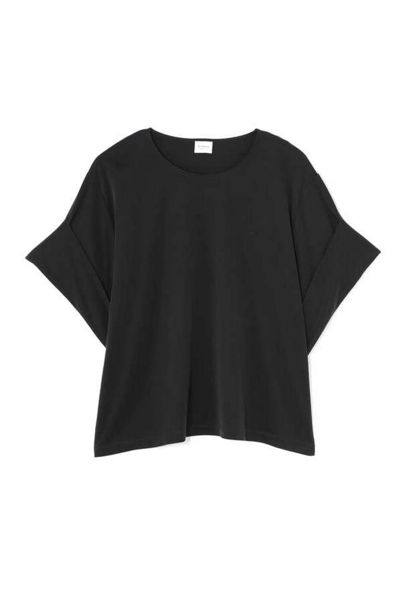 ドロップショルダーボリュームカットソー