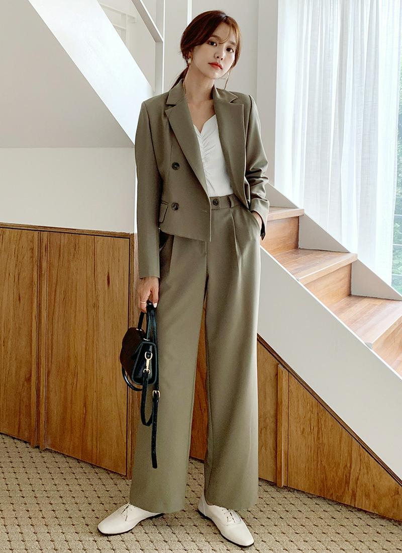 【送料無料】≪人気商品再入荷≫ダブルショートジャケット&ワイドスラックスSET・全2色・t54241 レディース【pt】 韓国ファッション アウター ジャケット パンツ ワイド ハイウエスト 無地 バズ セットアップ オフィス 結婚式 オケージョン 春 秋