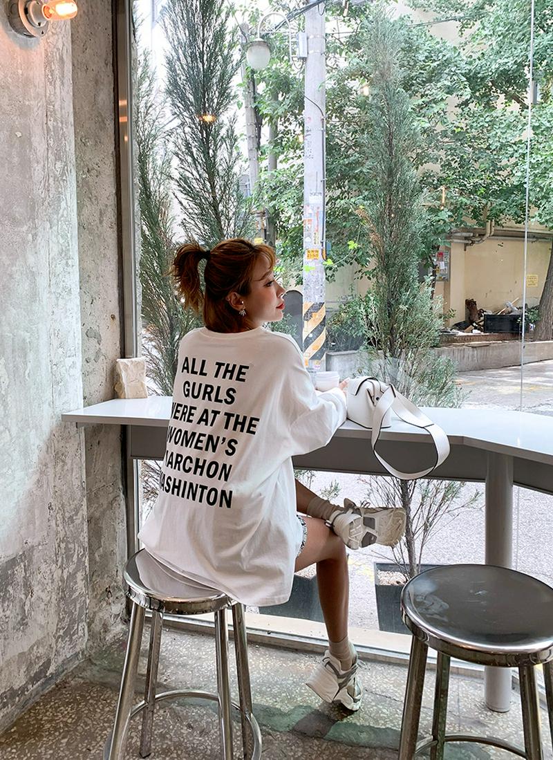 バックレタリングルーズTシャツ