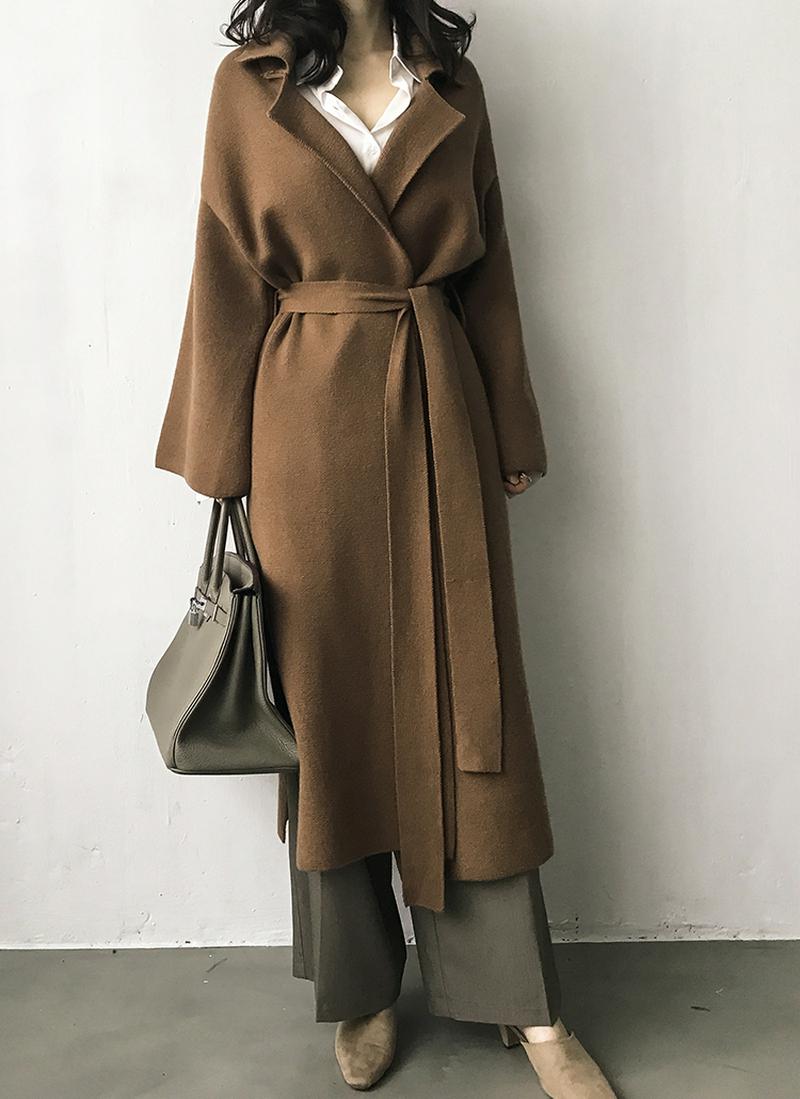 ストラップ付ワイドカラーニットコート