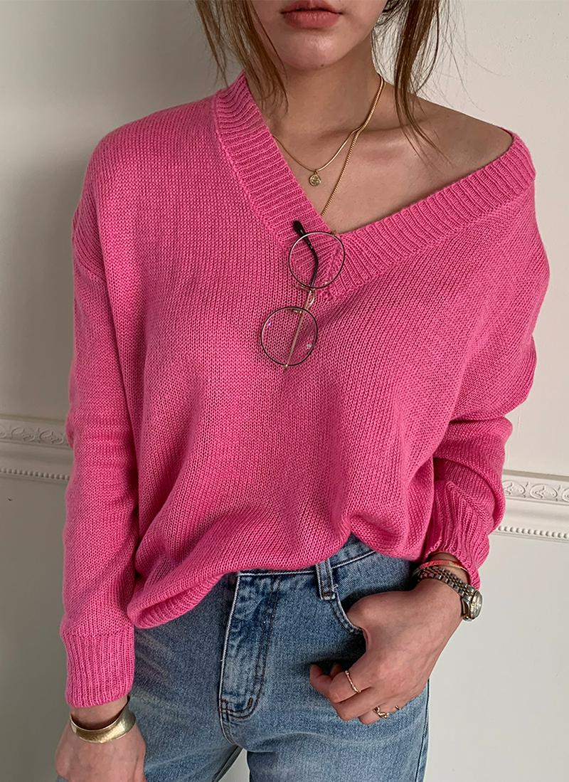 Vネックライトニット