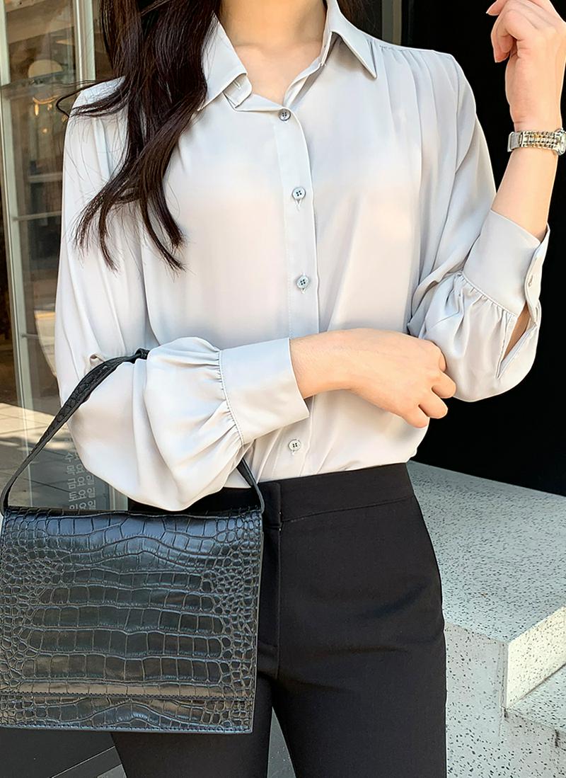 シャーリングシャツブラウス