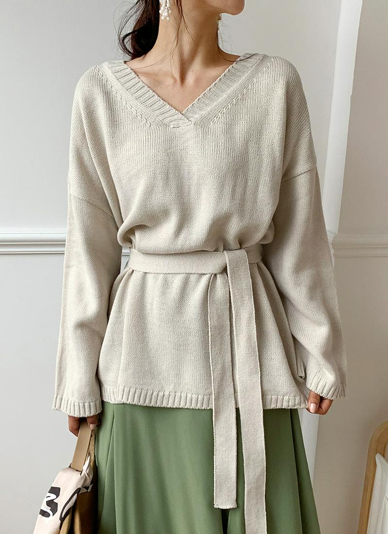 ストラップ付Vネックニット・全3色