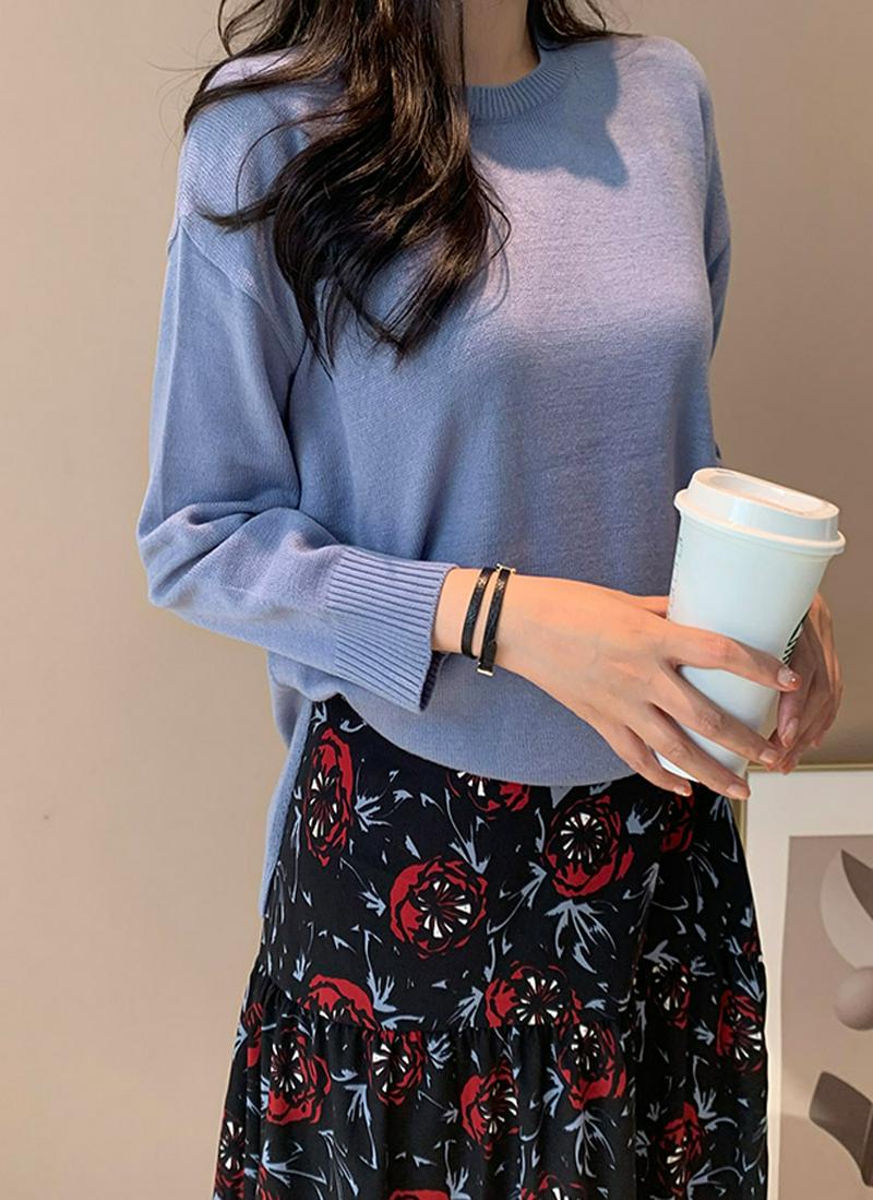 スリットアクリル混ニット