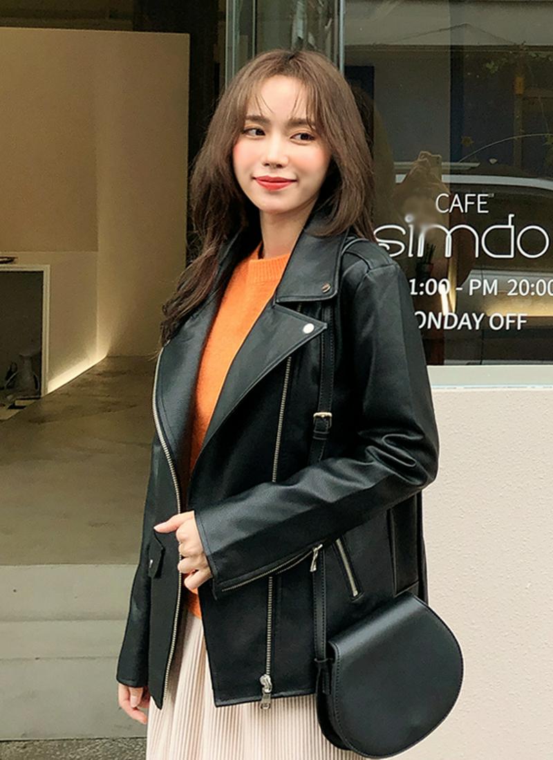 ボクシーフィットレザー調ジャケット