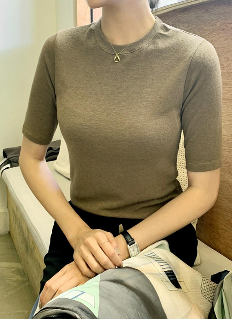 ソフトラウンドネックTシャツ