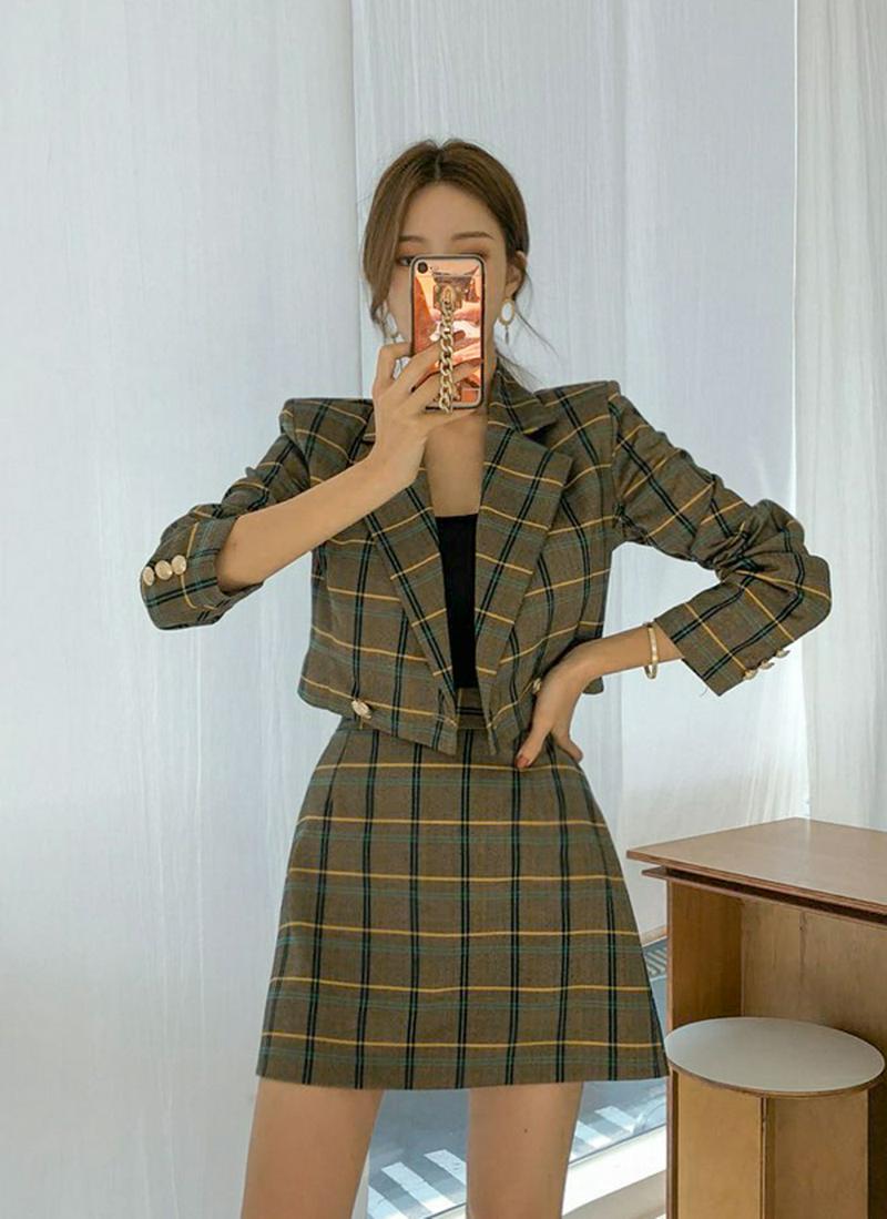 チェック柄ショートジャケット