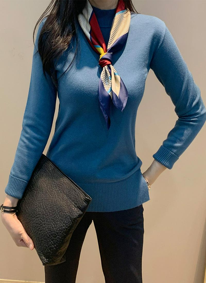 ハーフネックリブニット