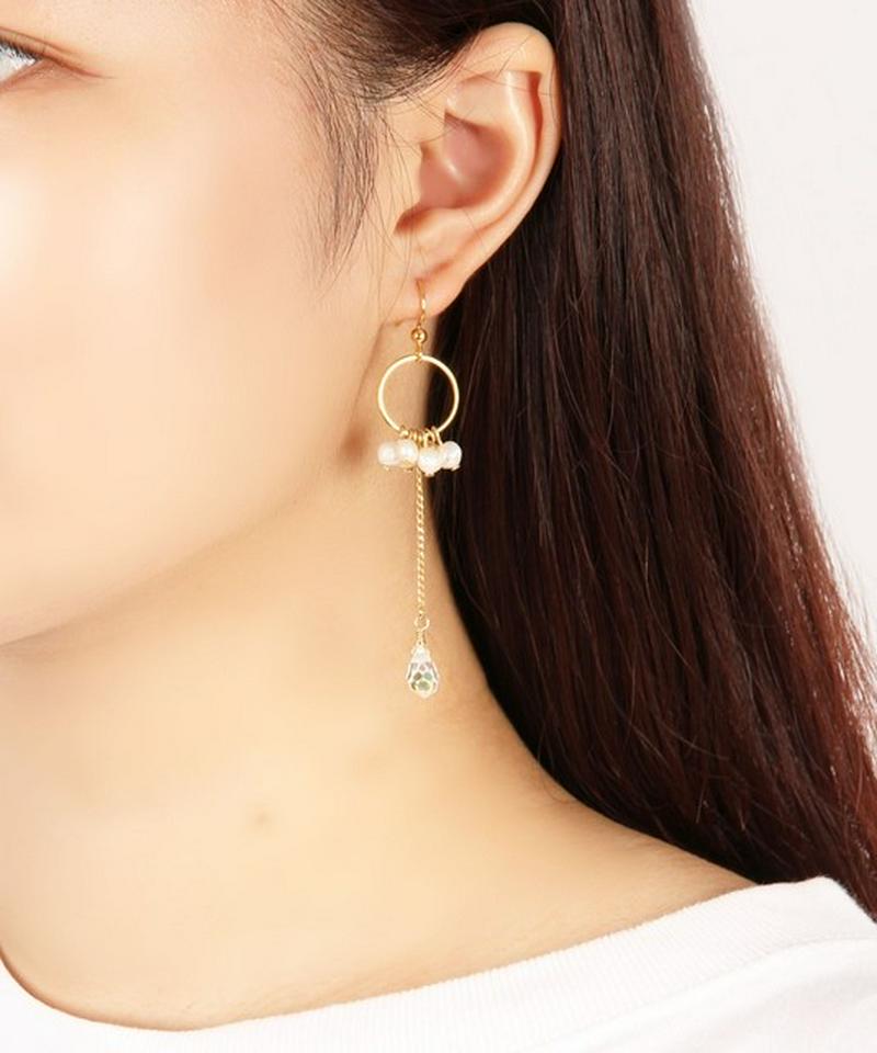 K14GF 赤チェックタッセル×淡水パールピアス