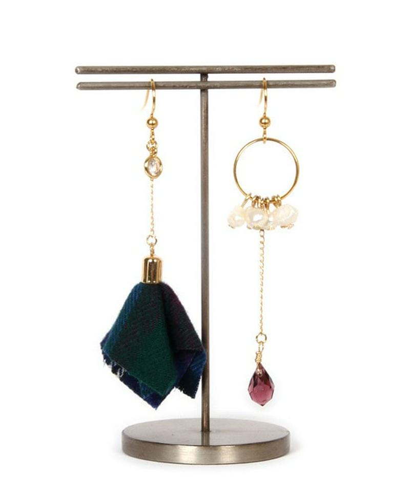 K14GF 青チェックタッセル×淡水パールピアス