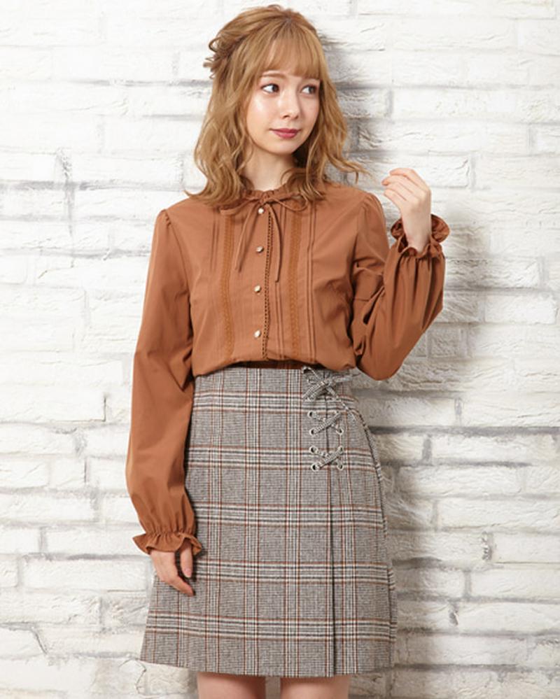 【INGNI STORE限定セット】ボウタイブラウス＋チェック柄レース台形スカート／SET