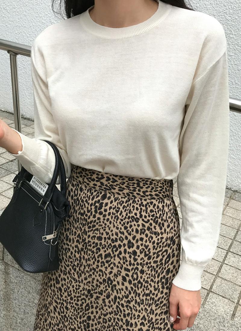 カシミヤ混デイリーニット