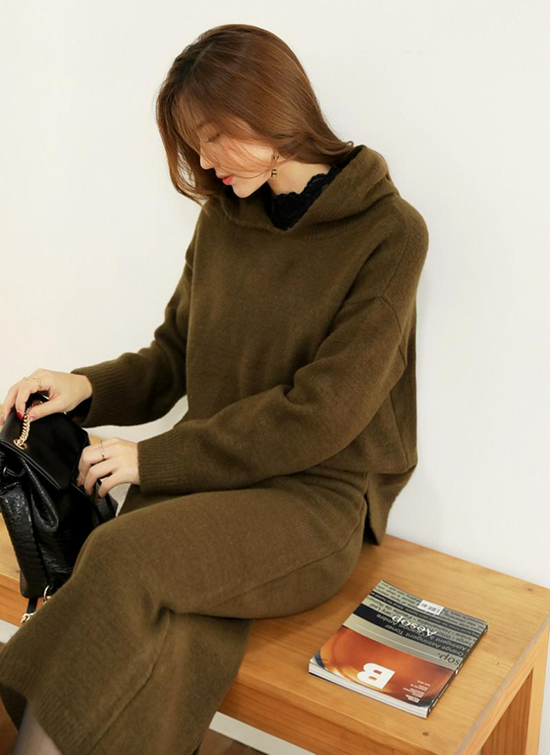 ルーズフィットニットフーディ