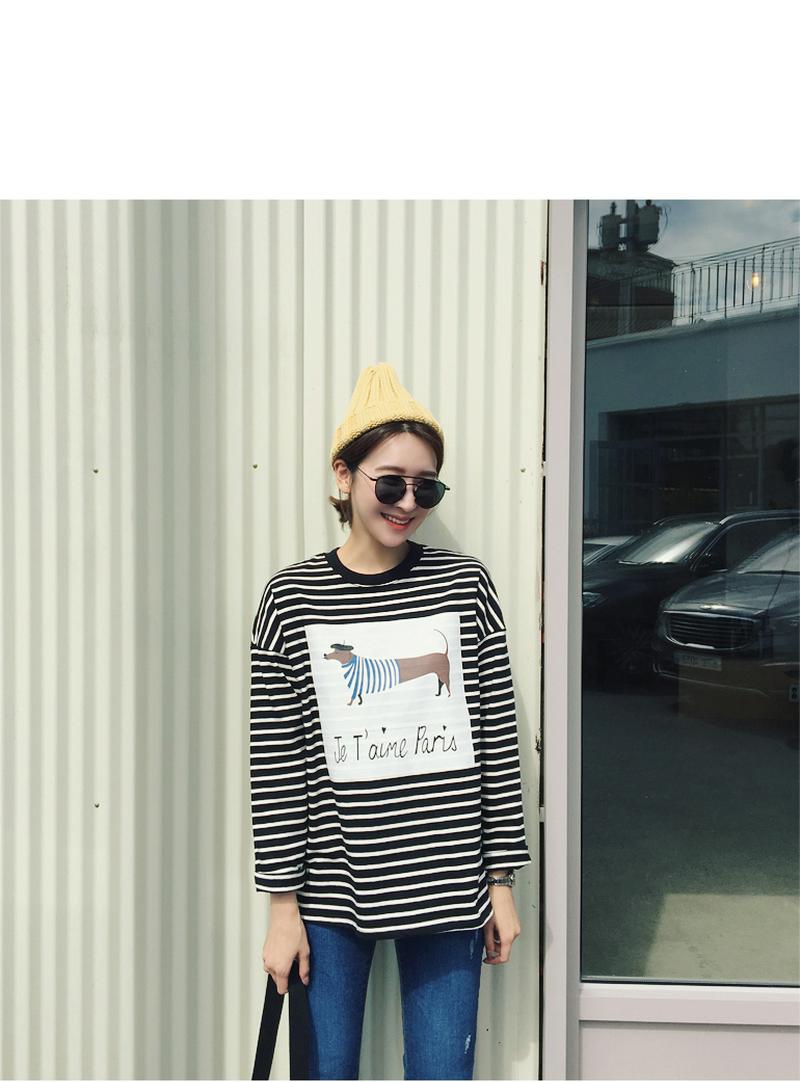グラフィックボーダー柄Tシャツ