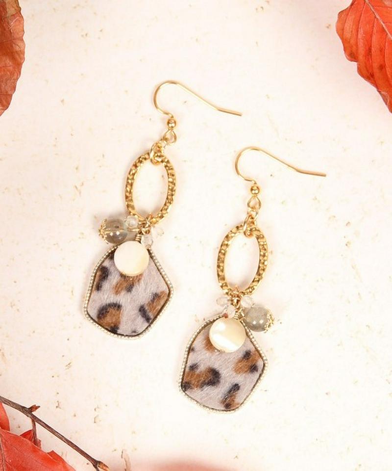 K14GF ヒョウ柄パーツグレー×槌目リングピアス