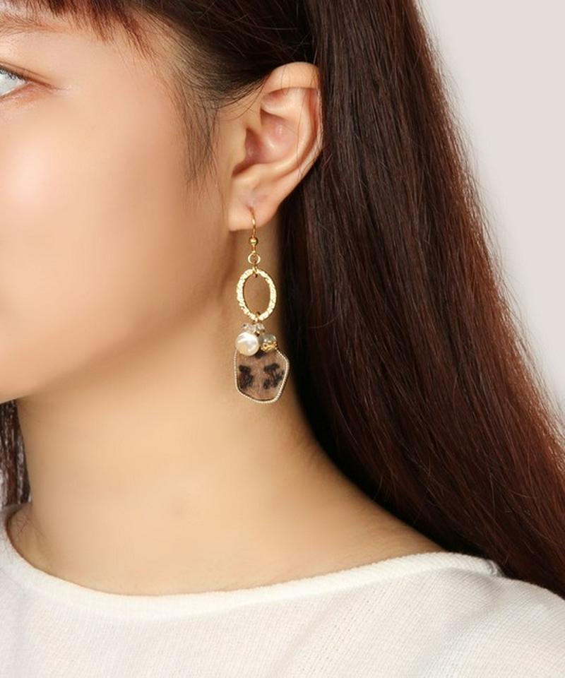 K14GF ヒョウ柄パーツブラウン×槌目リングピアス