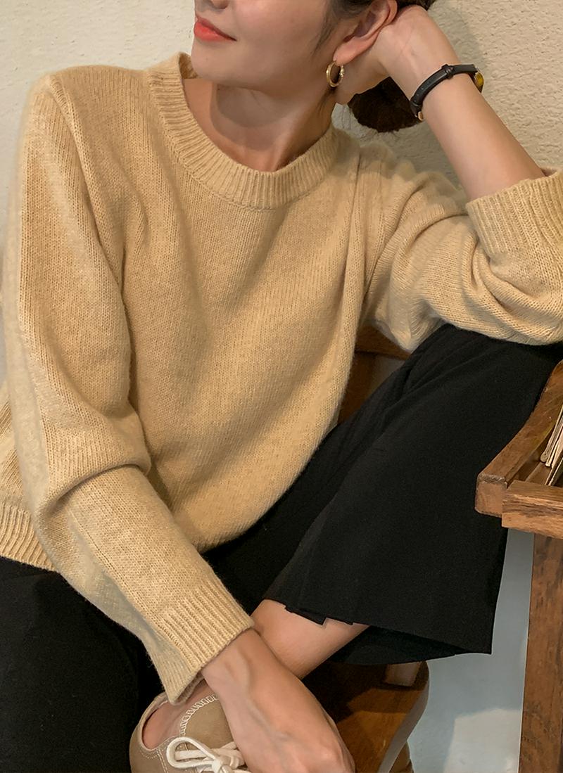 クロップドウール混紡ニット