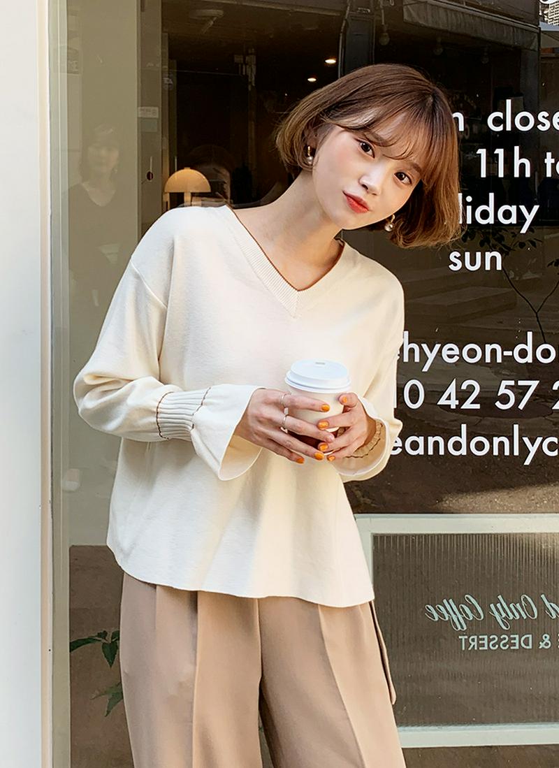 フリルスリーブVネックニット・全4色