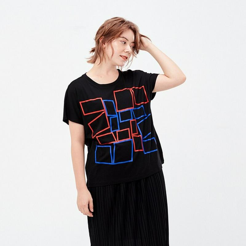 カラー ＆ リズム UT（グラフィックTシャツ・半袖）