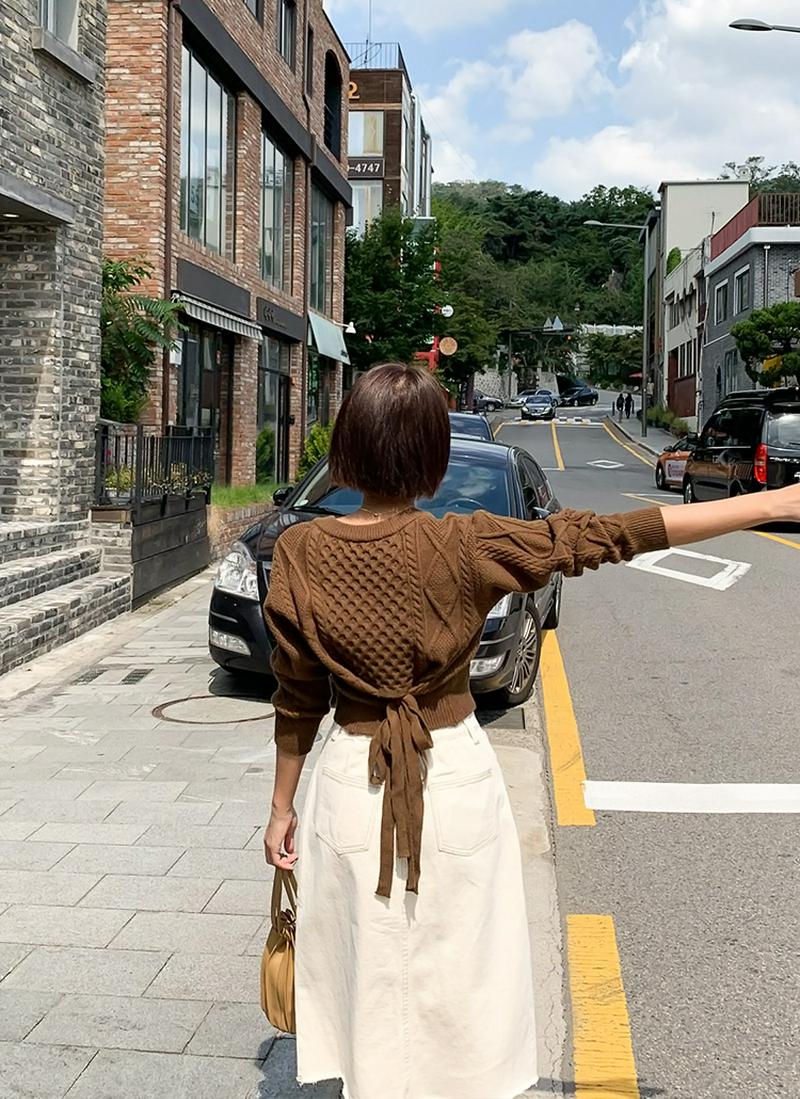 バックリボンパターンニット