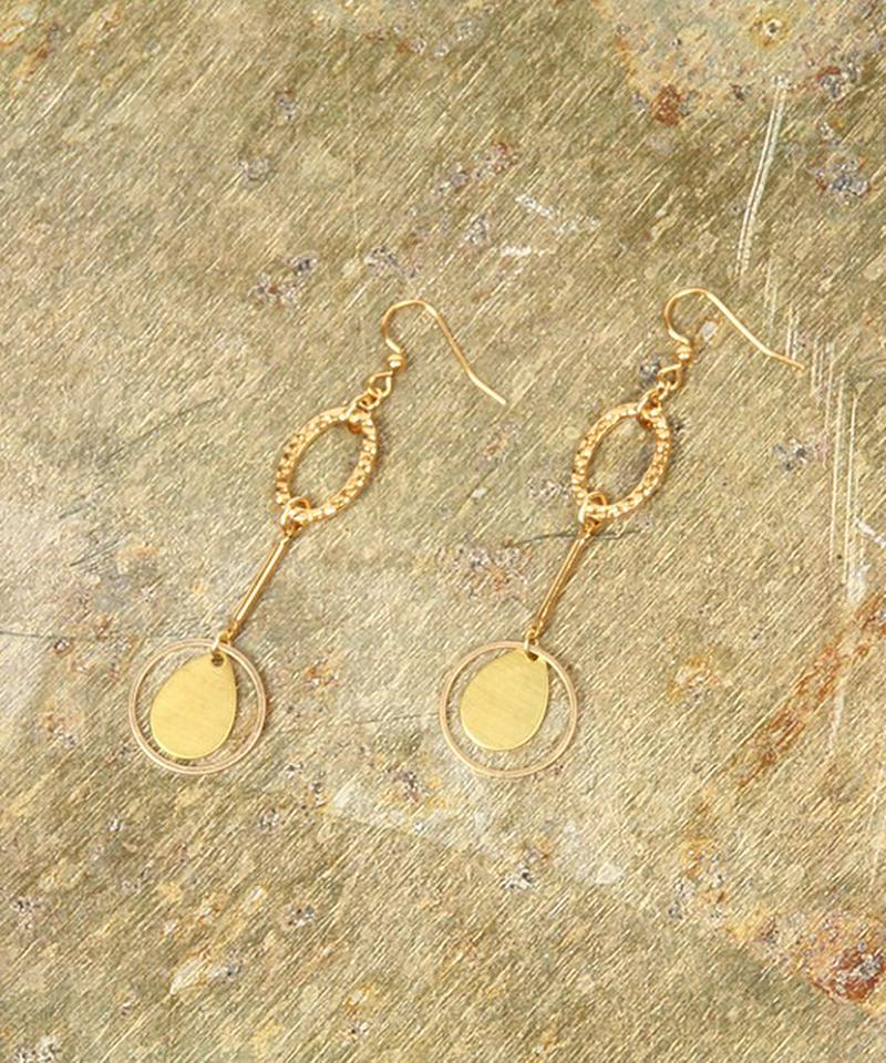 K14GF槌目オーバルパーツ×しずくプレートピアス