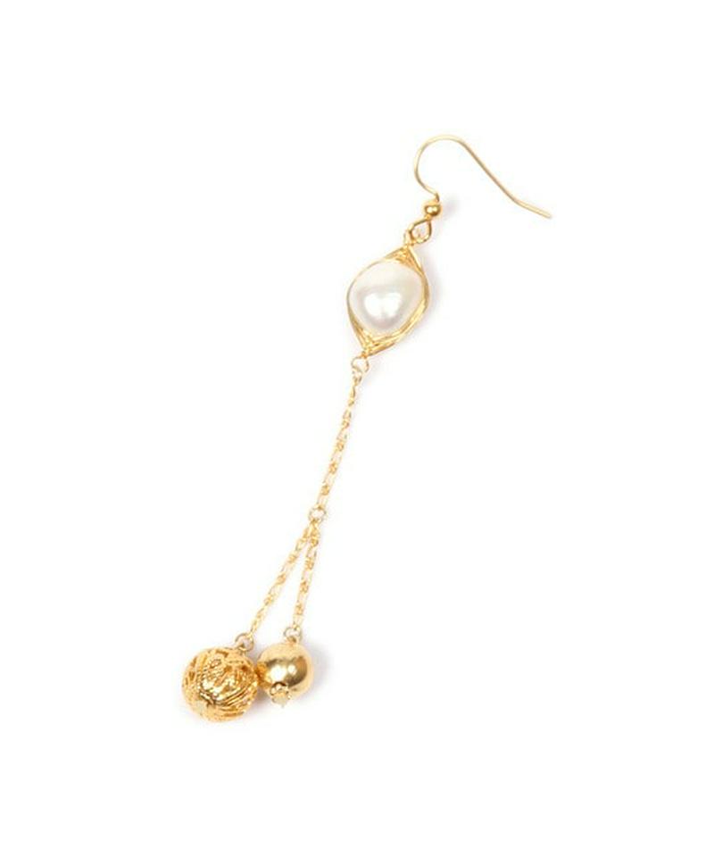 K14GF 淡水パール×装飾ボールピアス