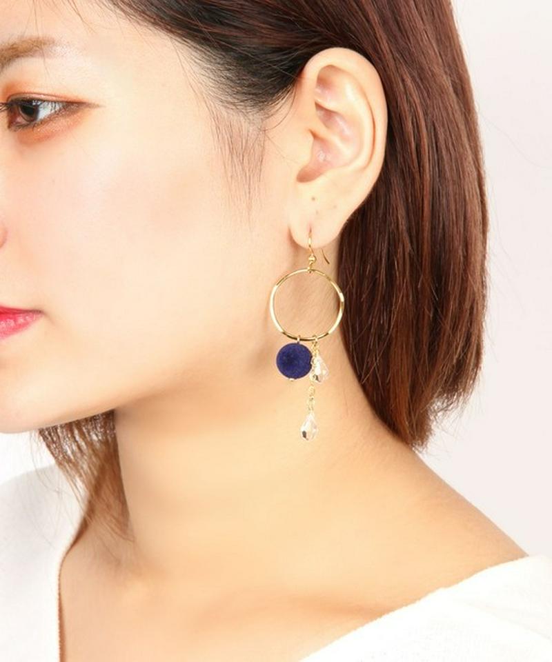 K14GF ネイビーベルベットボールピアス