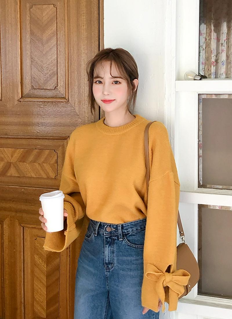 ストラップ袖アクリルニット