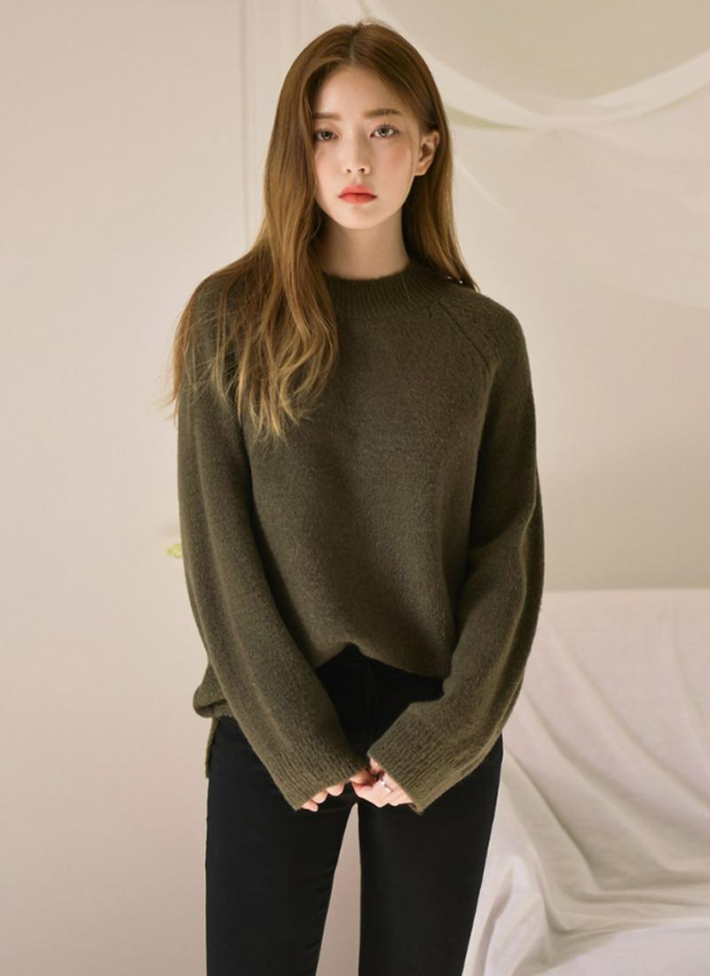 マイルドタッチアクリル混ニット