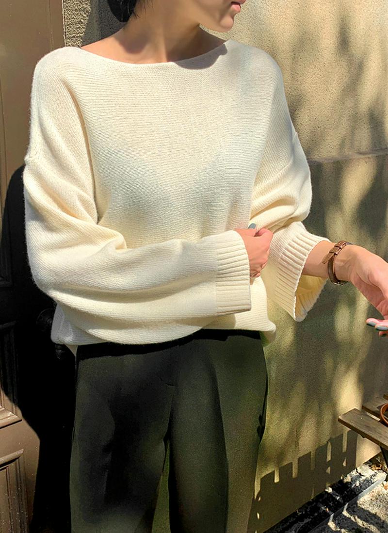 リップネックニット