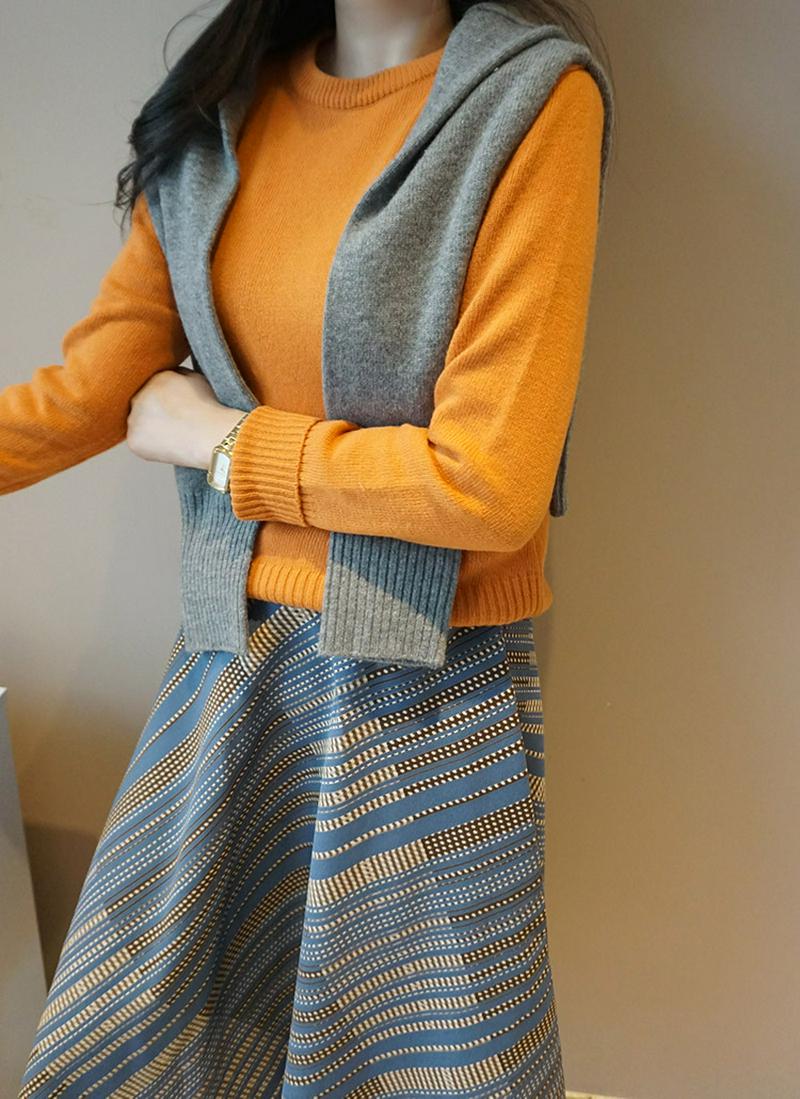 カシミヤ混ベーシックニット