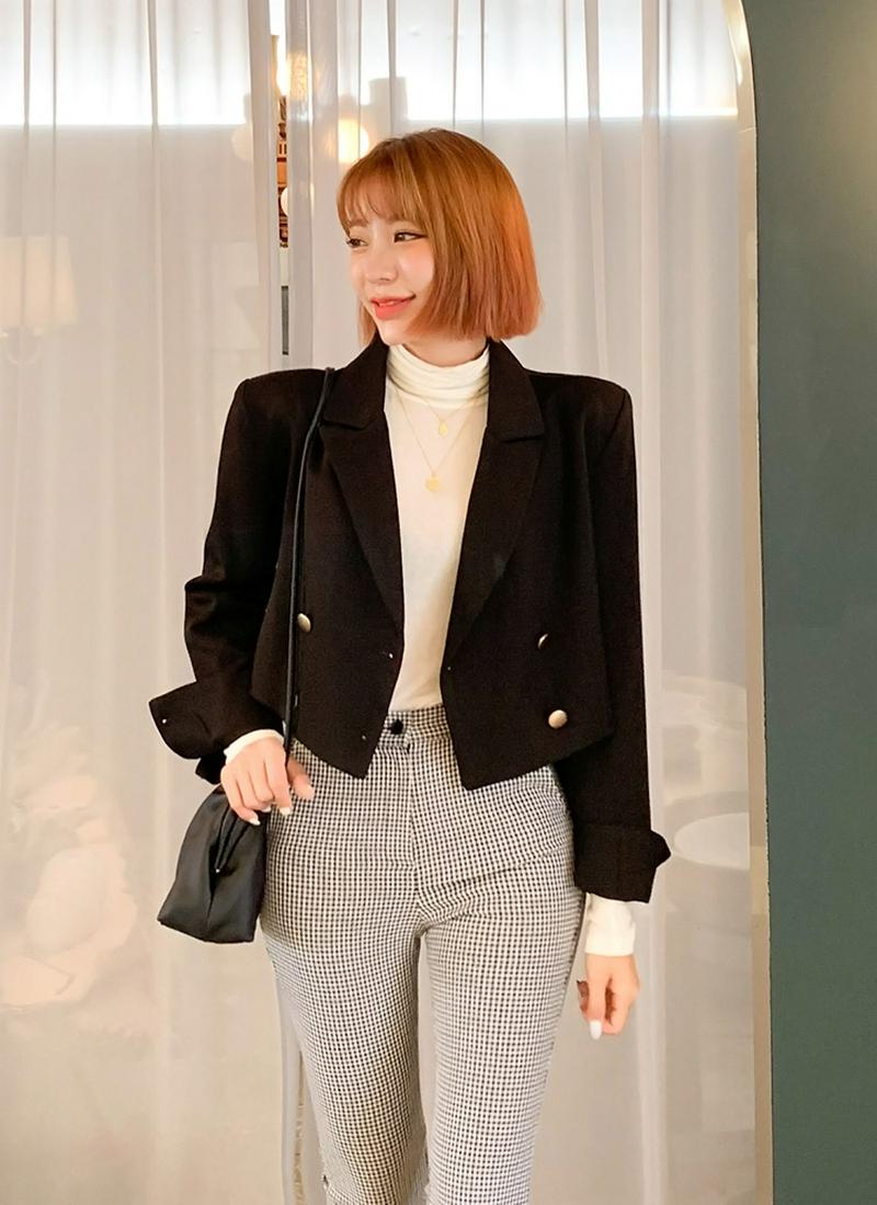 ダブルボタンクロップドジャケット