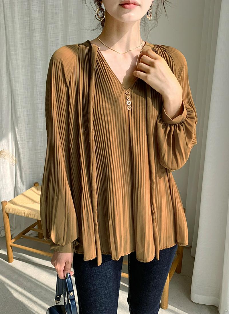 ≪人気商品再入荷≫ リボンプリーツブラウス・全3色 b53949 レディース【bl】 トップス ブラウス Vネック ネックリボン ボウタイ プリーツ 長袖 フレア フェミニン ガーリー インしないブラウス チュニック プルオーバー 無地 カジュアル 秋 冬