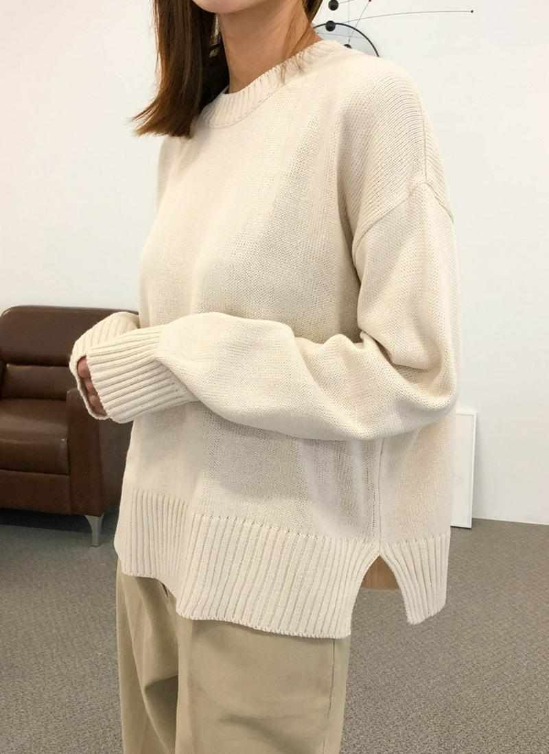 スリットヘムボクシーニット