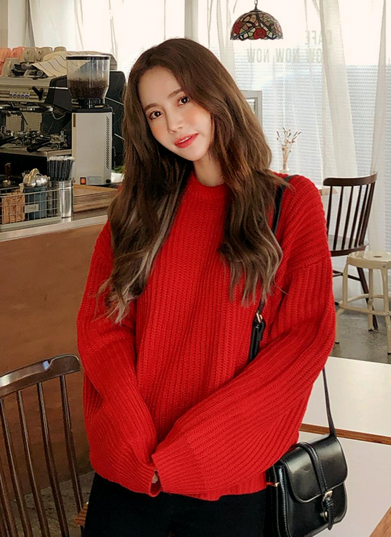 ルーズアクリルニット