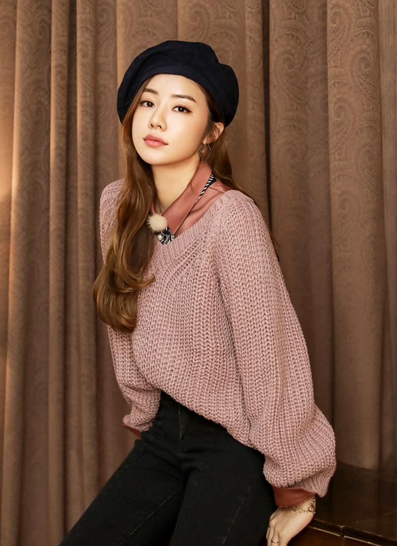 Vネックルーズフィットニット