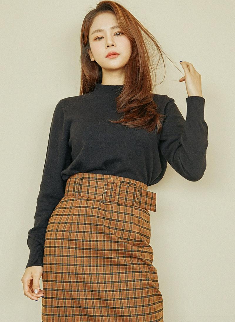 アンゴラ混モックネックニット