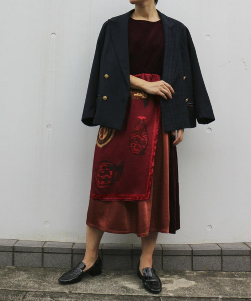 VINTAGE SCARF × CORDUROY DRESS