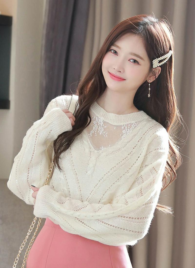 レースパンチングニット