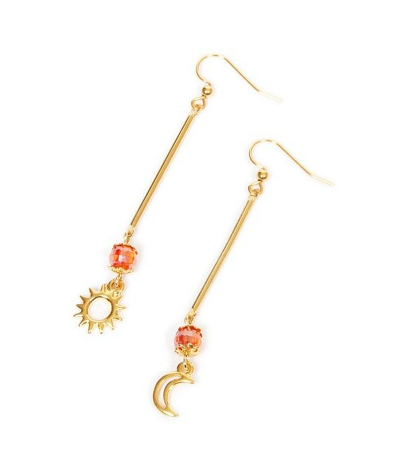 K14GF 太陽と月の装飾レッドクリスタルピアス