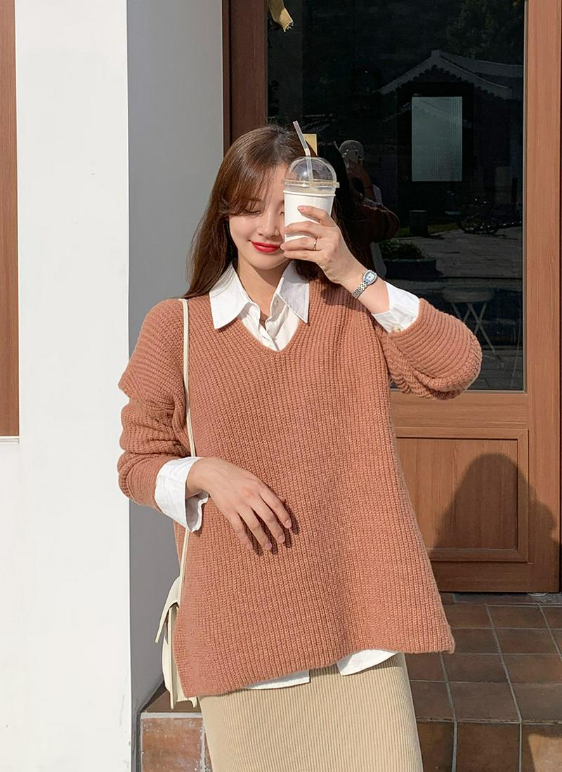 オーバーVネックニット