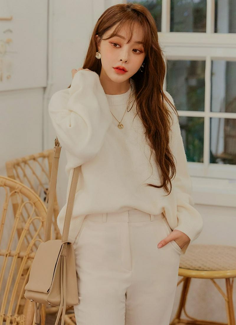 ラウンドネックニット