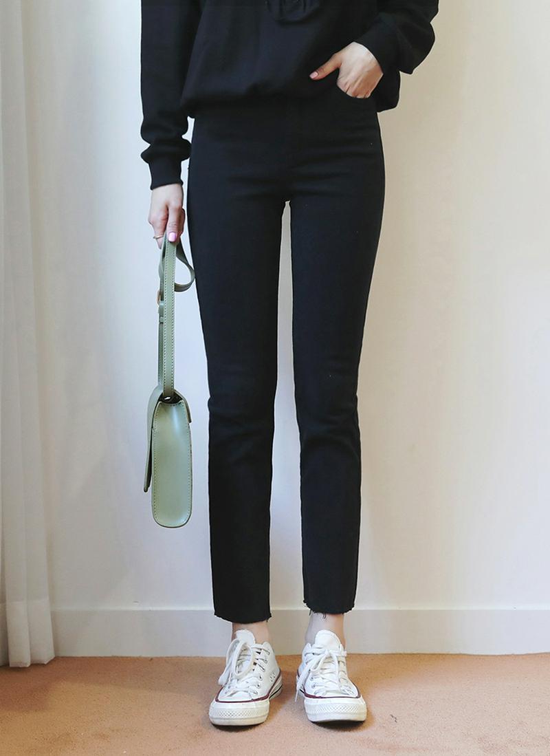 裏起毛カットパンツ・全2色 t55886 レディース【pt】 ボトムス パンツ ロングパンツ ロング 無地 カットオフ 裏起毛 保温 防寒 暖かい スリム 細身 スキニー コットンパンツ コットン カジュアル 秋 冬