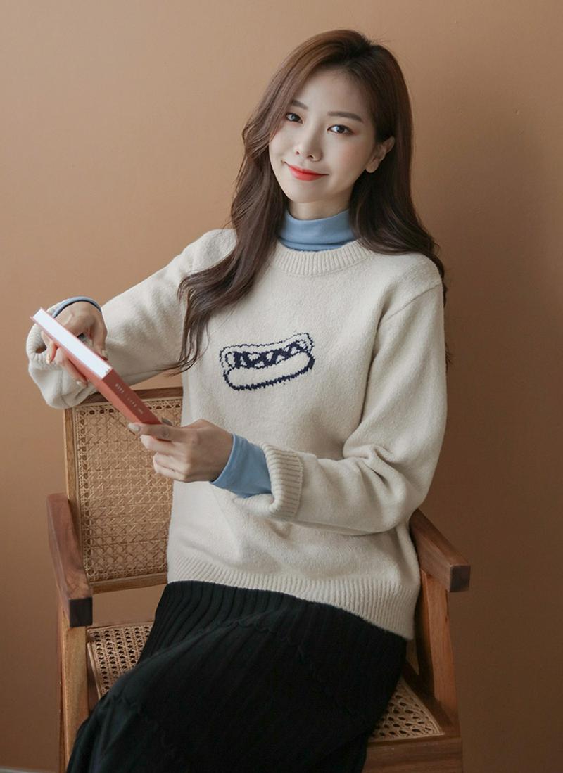 ホットドッグラウンドネックニット