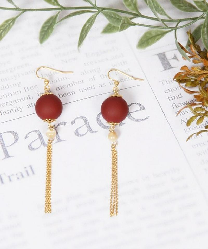 K14GF 花座付ボルドーマットボール×フリンジチェーンピアス